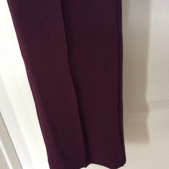 NWT Chico’s Ponte Juliet Straight Leg Pants - Picture 6 of 8